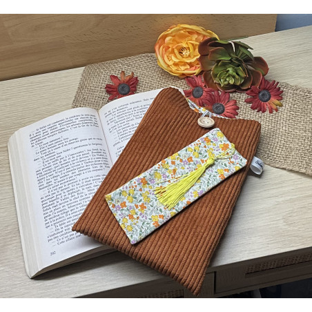 Pochette « livre de poche »+ marque- page