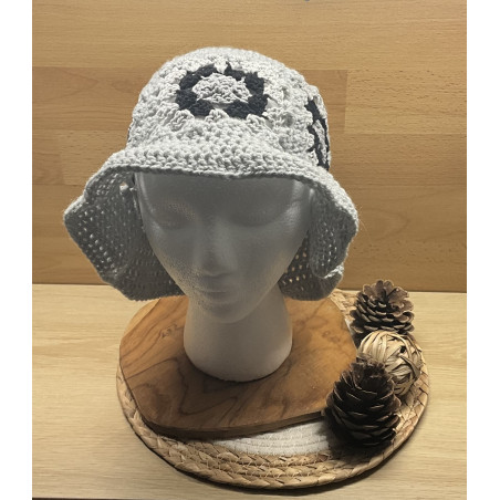 Chapeau hiver au crochet fait main