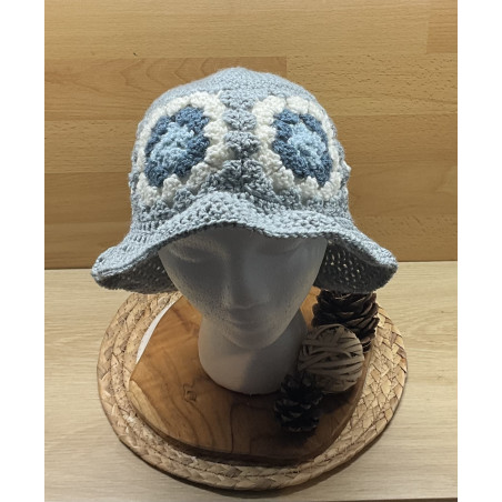 Chapeau hiver au crochet fait main »bleu brume »