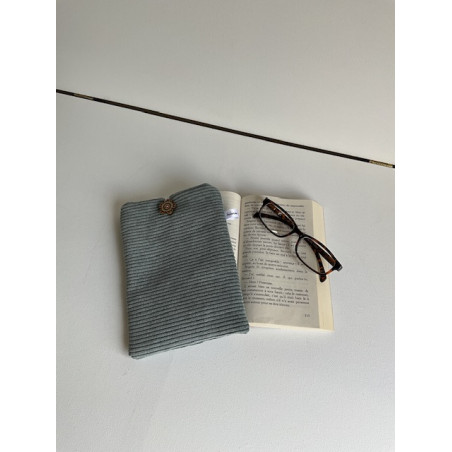 Pochette « livre de poche » velours