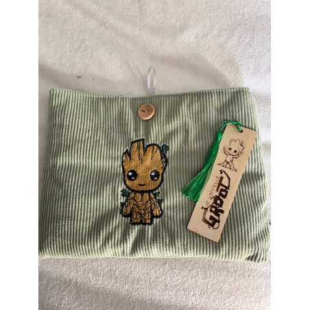 Pochette à livres «  horizontale »brodée
