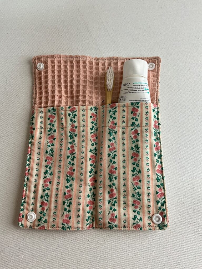 Etui à brosse à dents