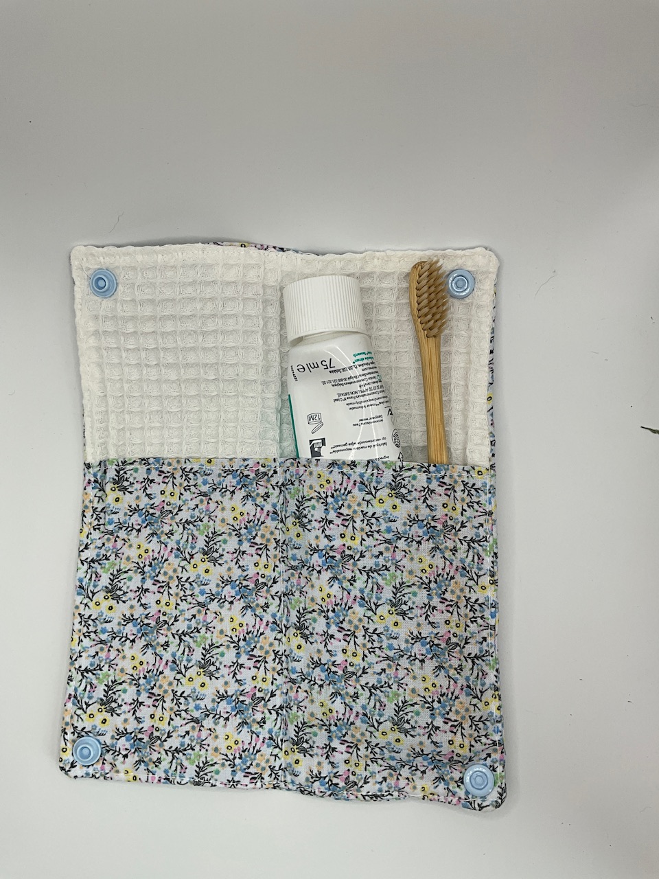 Etui à brosse à dents