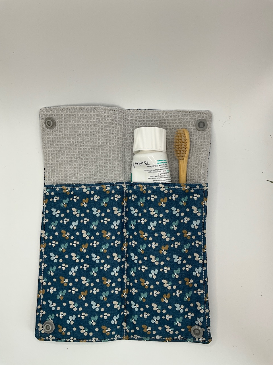 Etui à brosse à dents