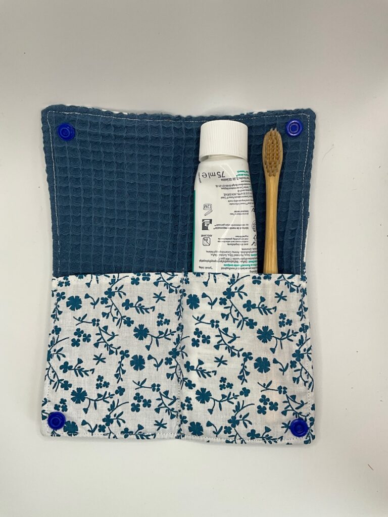 Etui à brosse à dents