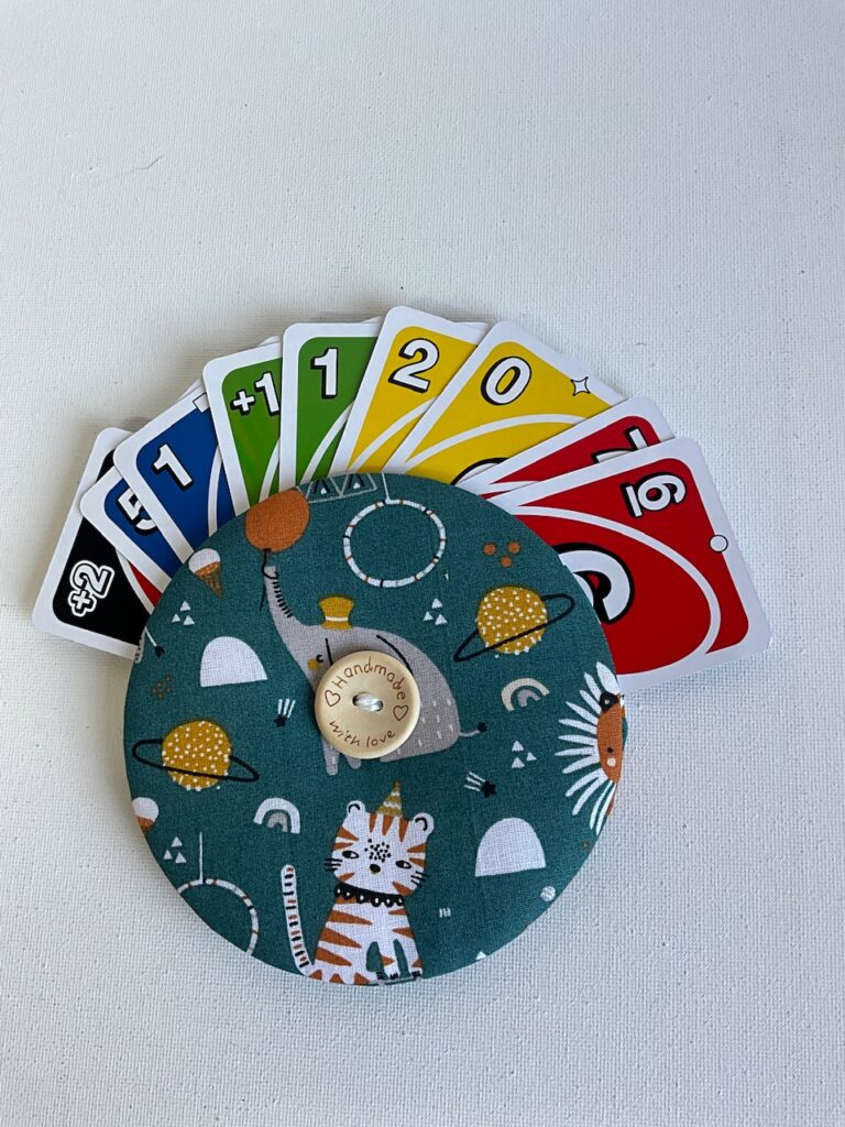 Support cartes à jouer ( motifs enfants)