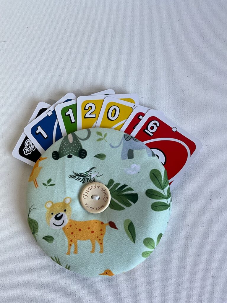 Support cartes à jouer ( motifs enfants)