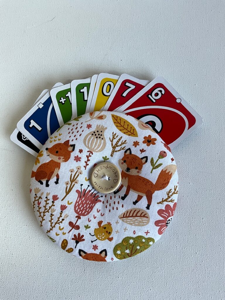 Support cartes à jouer ( motifs enfants)