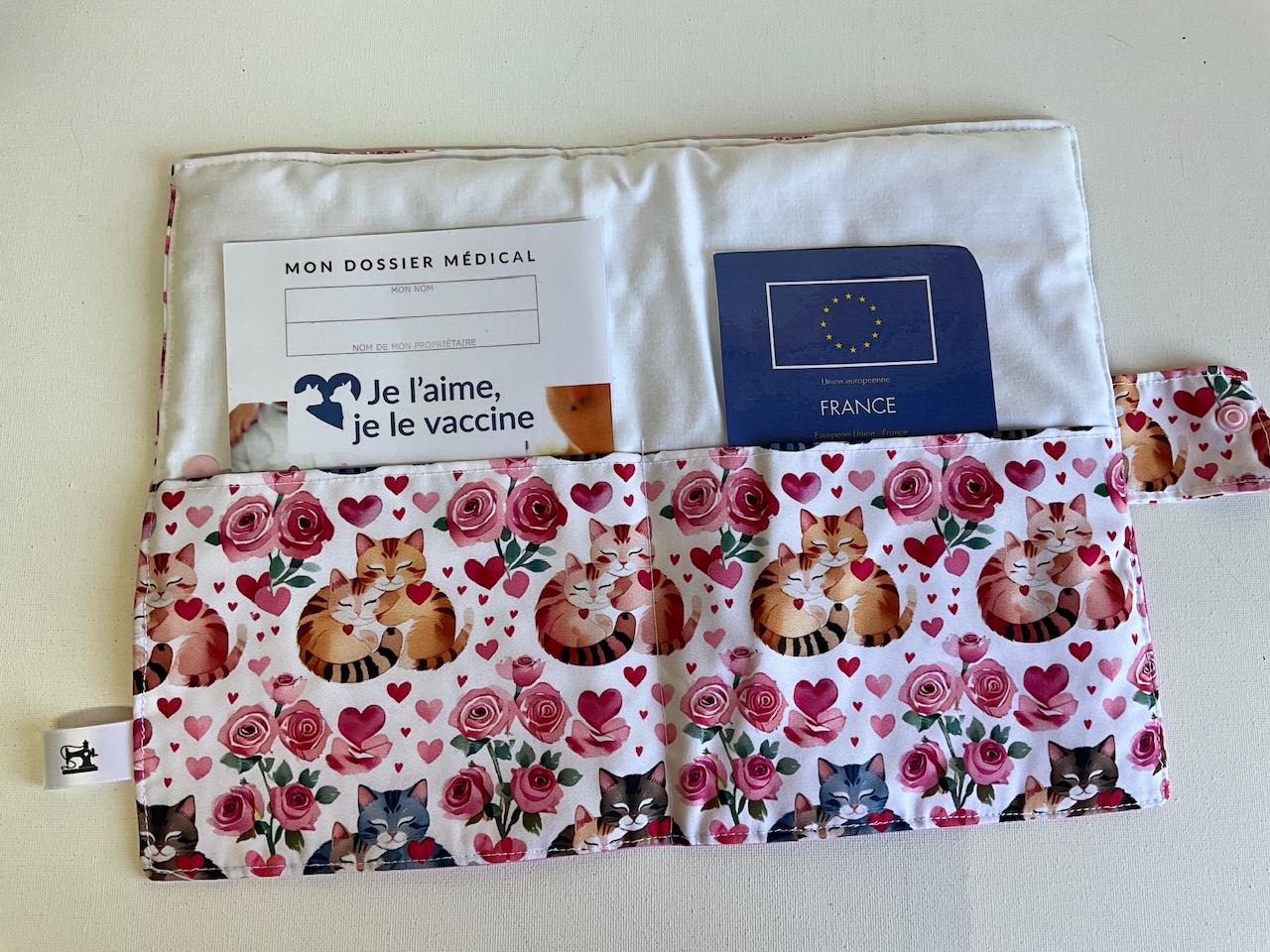 Protège carnet de santé chat (floqué ) – Image 2