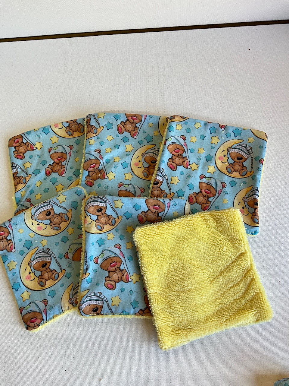 Lot de 6 Lingettes + 5 Tipis à pipi – Image 3
