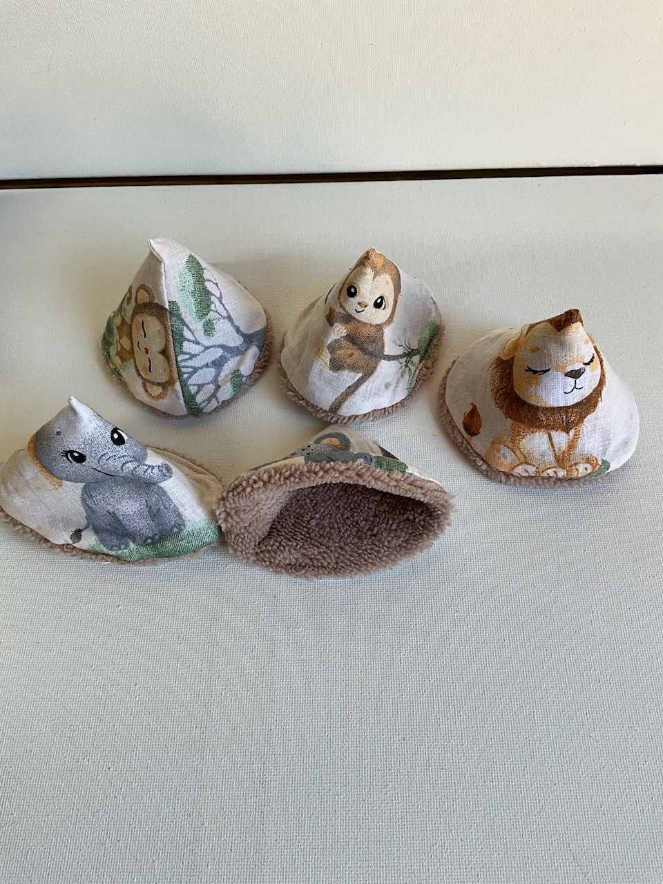 Lot de 6 Lingettes + 5 Tipis à pipi – Image 4