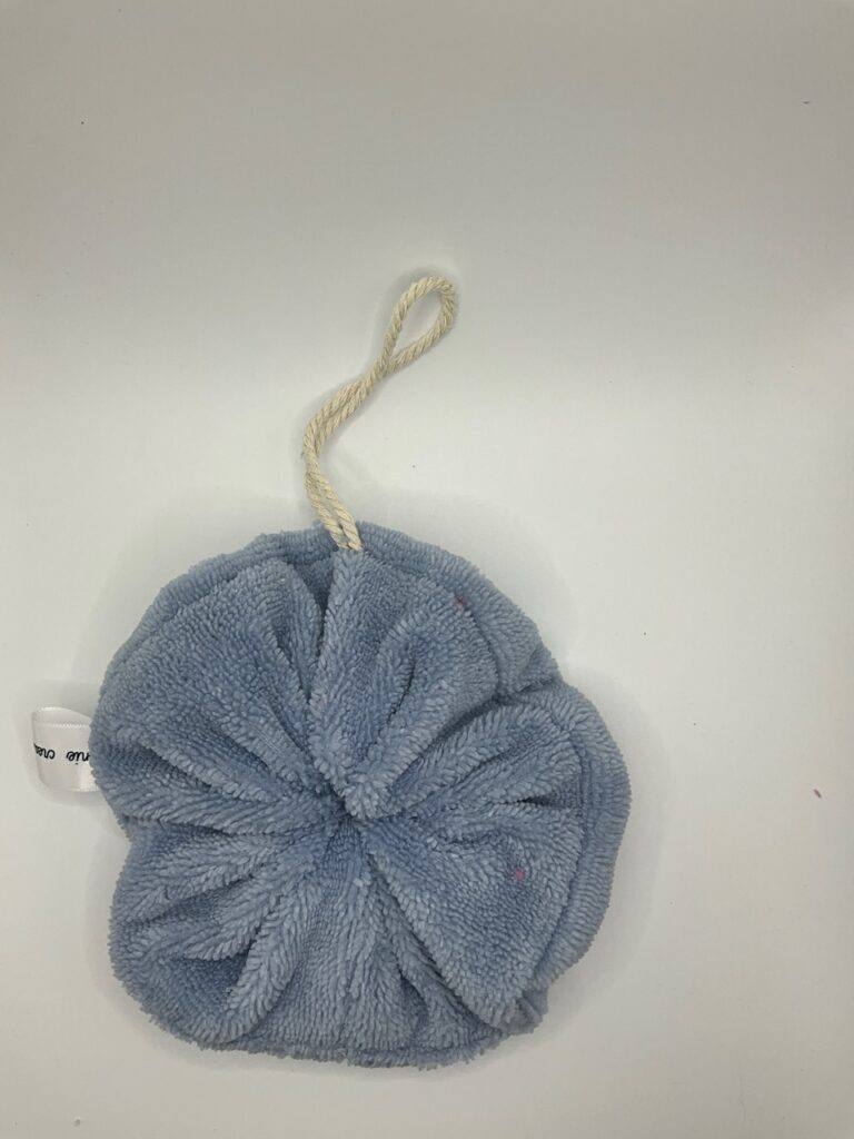 Eponge de douche ( bleu ciel)