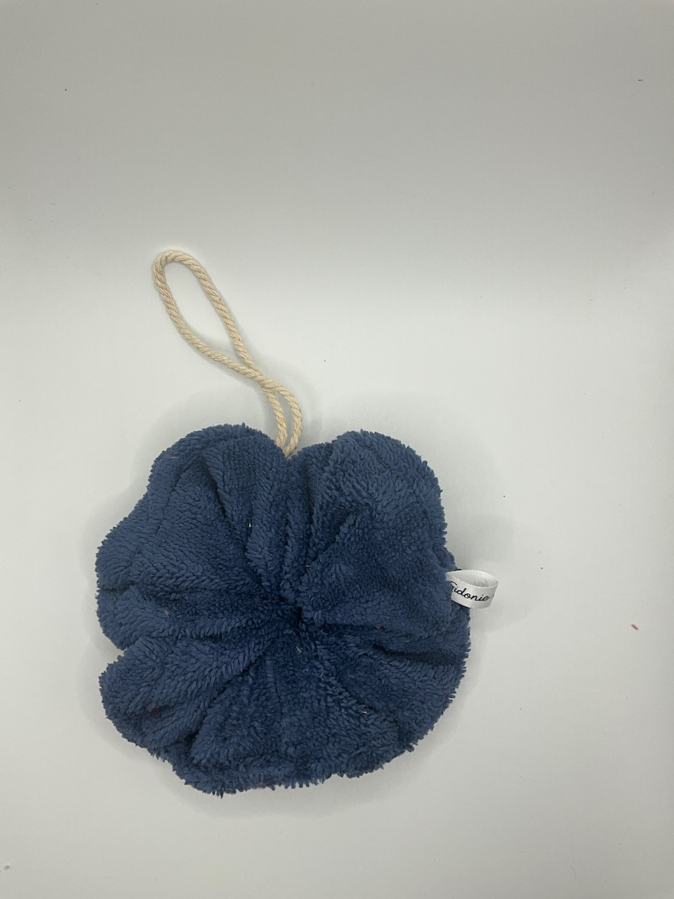 Éponge de douche lavable et réutilisable en tissu éponge, modèle adulte, coloris bleu foncé, avec cordon de suspension