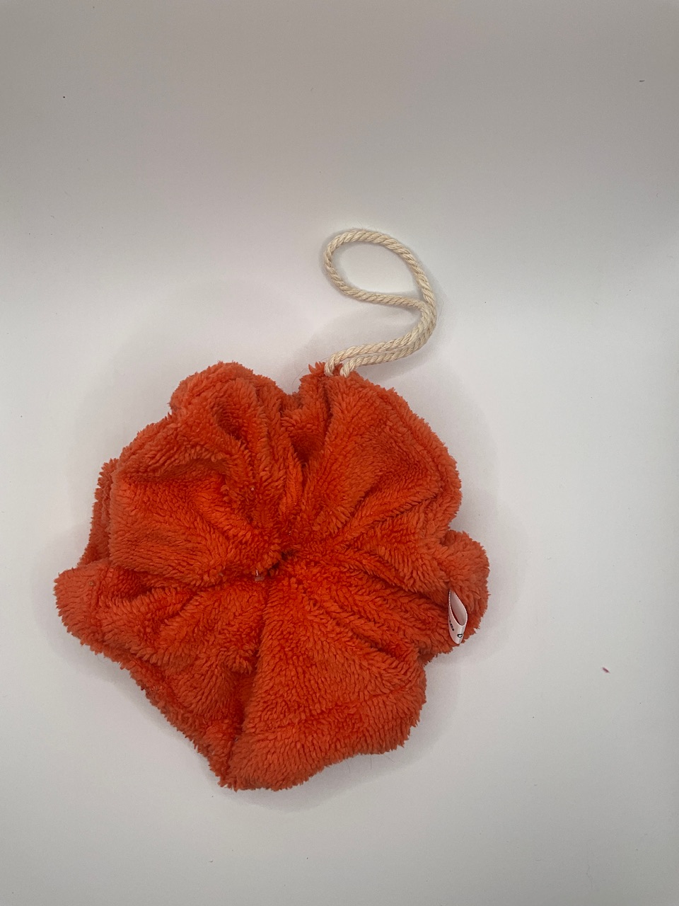 Éponge de douche lavable et réutilisable en tissu éponge, modèle adulte, coloris orange, avec cordon de suspension