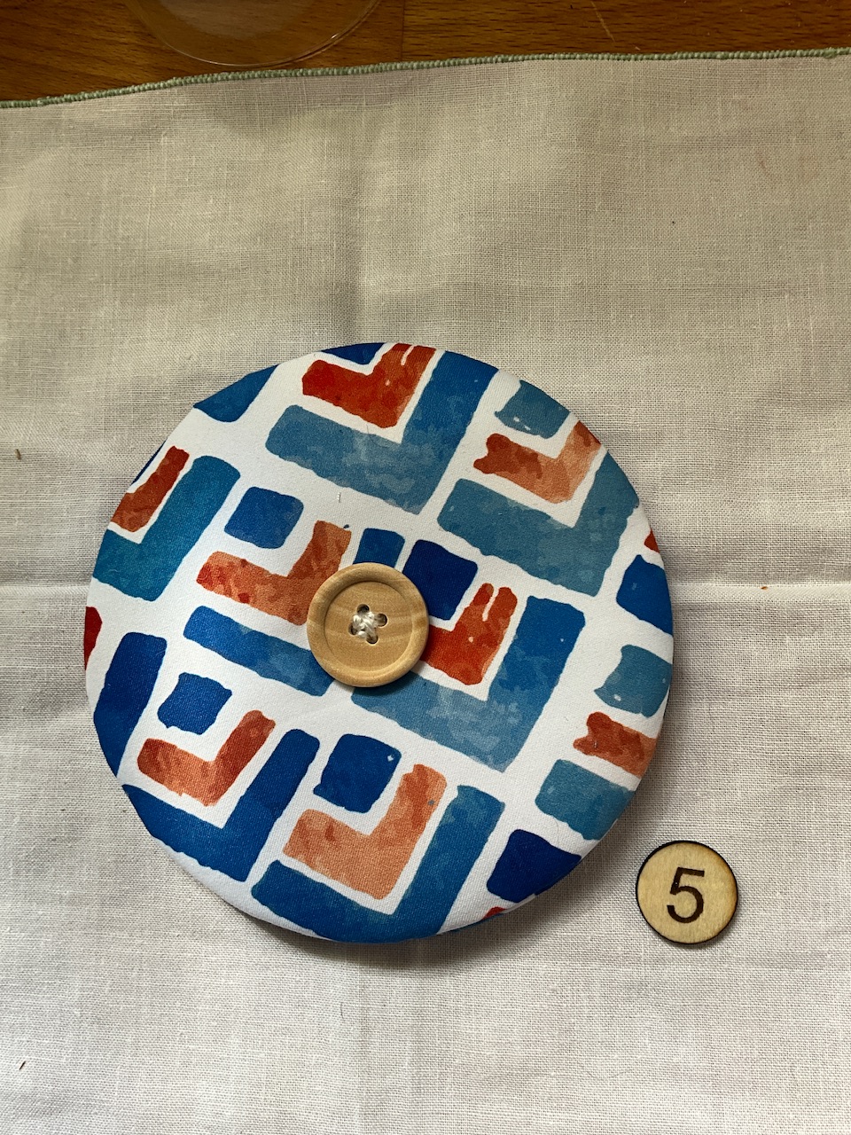 Support de cartes à jouer rond en coton – enfants et adultes – Image 6